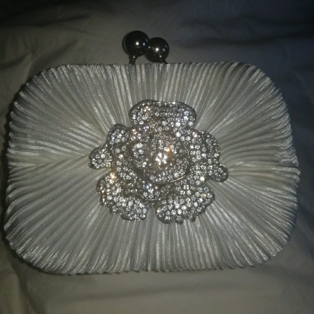 Clutch purse